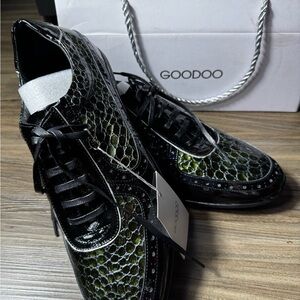Luxury Vegan Leather Men’s Dress GooDoo Size 11 Green And Black Reptile
